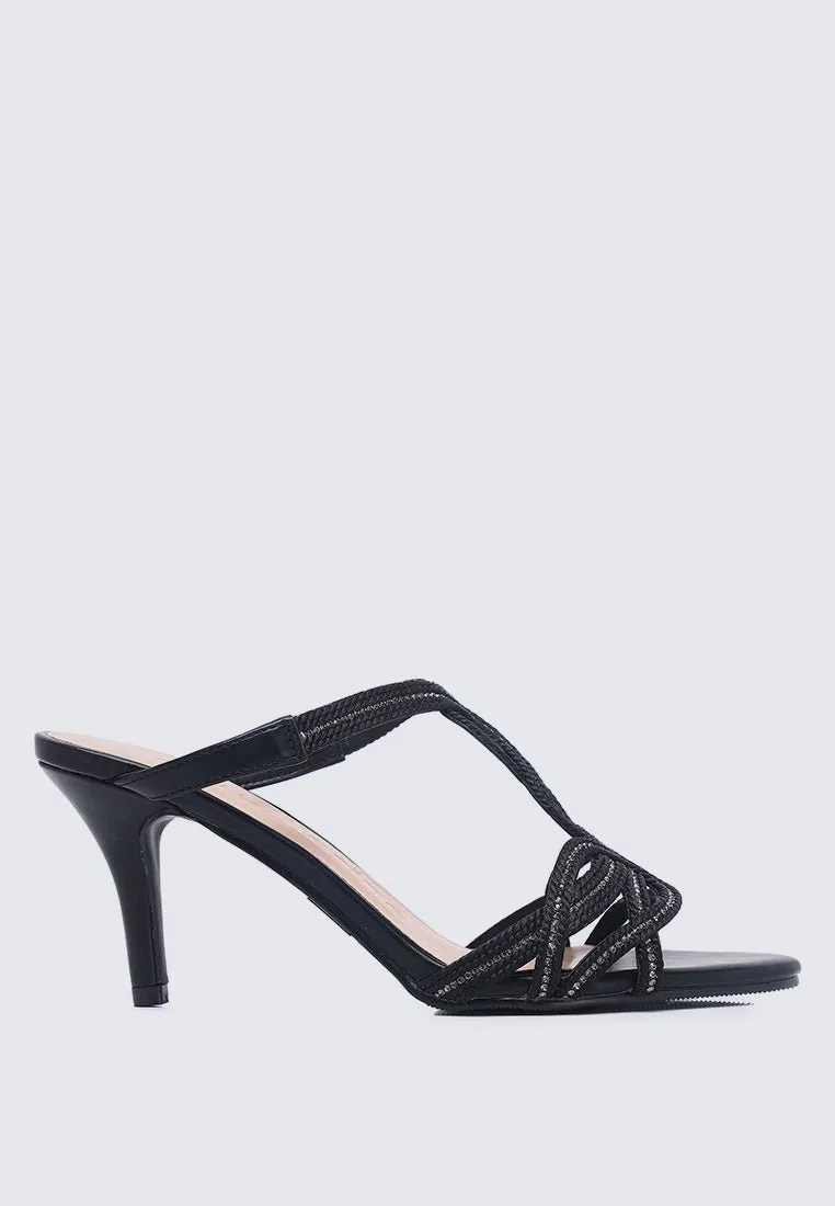 Rihanna Comfy Heels In Black
